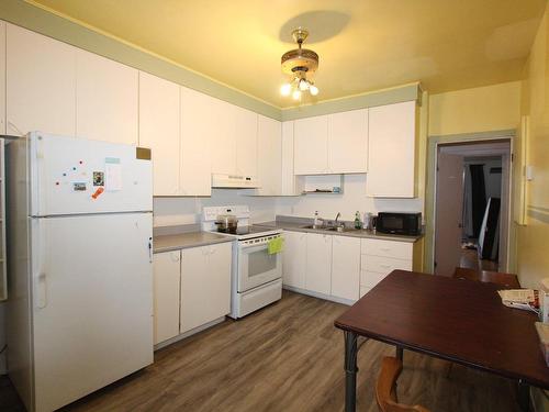 Kitchen - 1547 Rue De Sève, Montréal (Le Sud-Ouest), QC - Indoor Photo Showing Kitchen With Double Sink