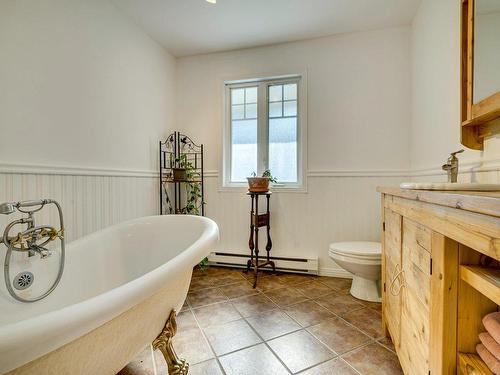 Bathroom - 1219 Rue Des Saules, Prévost, QC - Indoor Photo Showing Bathroom