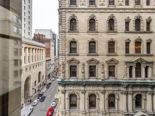 View - 401-275 Rue St-Jacques, Montréal (Ville-Marie), QC - Outdoor With Facade