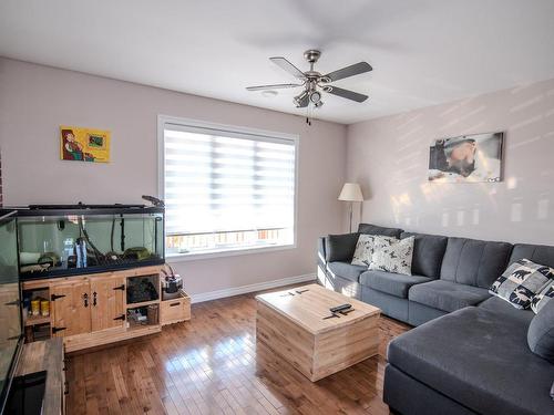 Salon - 26 Rue Audet, Saint-Modeste, QC - Indoor Photo Showing Living Room