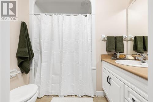 557 South Mary Lake Road, Huntsville, ON - Indoor Photo Showing Bathroom