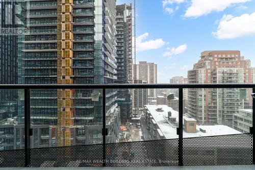 1006 - 117 Broadway Avenue N, Toronto, ON - Outdoor With Balcony