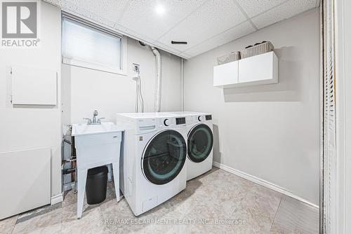 14 Gatestone Drive, Hamilton, ON - Indoor Photo Showing Laundry Room