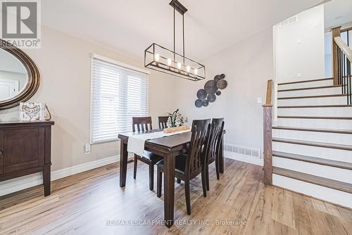 14 Gatestone Drive, Hamilton, ON - Indoor Photo Showing Dining Room