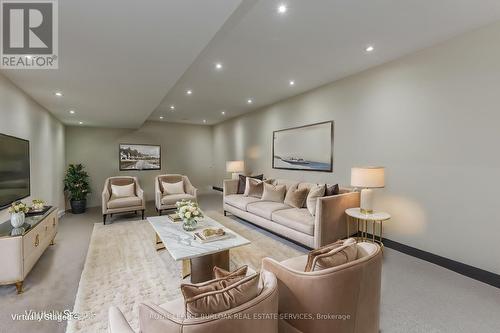 24 Manorwood Drive, West Lincoln, ON - Indoor Photo Showing Living Room