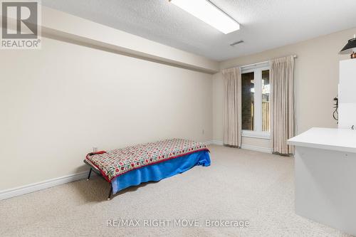 16 - 141 Welland Vale Road, St. Catharines, ON - Indoor Photo Showing Bedroom