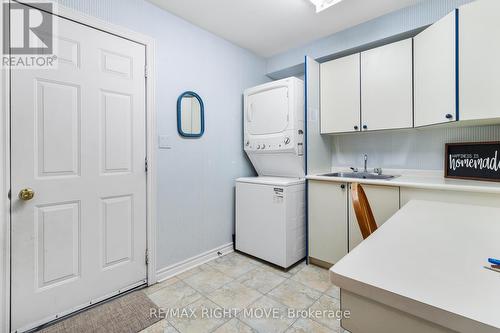 16 - 141 Welland Vale Road, St. Catharines, ON - Indoor Photo Showing Laundry Room