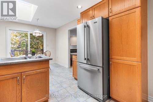 16 - 141 Welland Vale Road, St. Catharines, ON - Indoor Photo Showing Kitchen