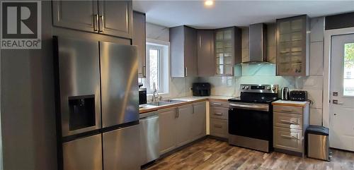 478 Bessie Avenue, Sudbury, ON - Indoor Photo Showing Kitchen With Double Sink