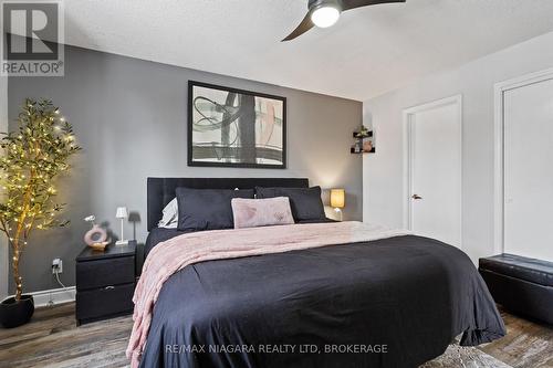 203 Gadsby Avenue, Welland (767 - N. Welland), ON - Indoor Photo Showing Bedroom