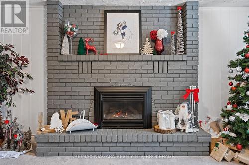 203 Gadsby Avenue, Welland (767 - N. Welland), ON -  Photo Showing Living Room With Fireplace