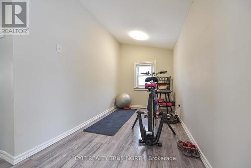 7187 Beach Drive, Ramara, ON - Indoor Photo Showing Other Room