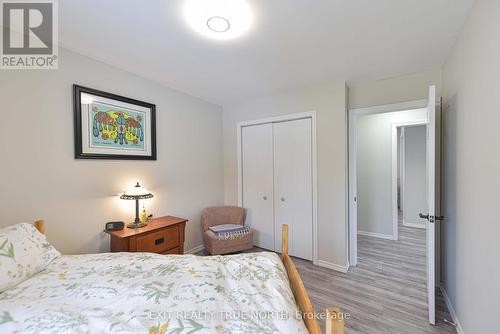 7187 Beach Drive, Ramara, ON - Indoor Photo Showing Bedroom