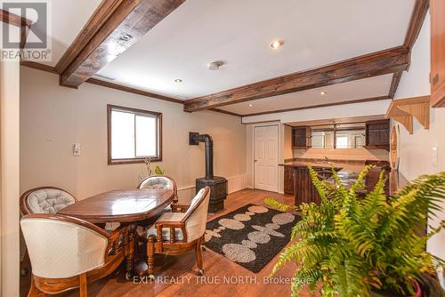 7187 Beach Drive, Ramara, ON - Indoor Photo Showing Dining Room