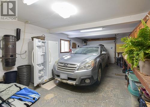 7187 Beach Drive, Ramara, ON - Indoor Photo Showing Garage