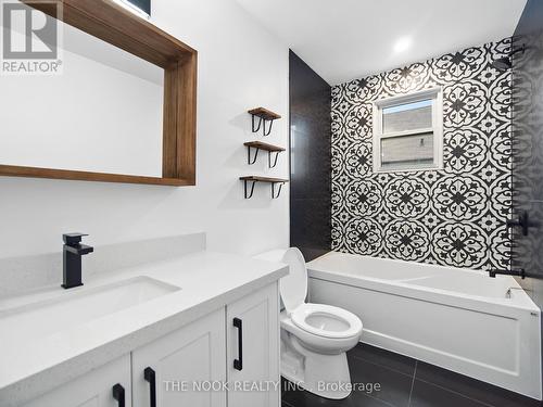 Upper - 590 Athol Street E, Oshawa (Central), ON - Indoor Photo Showing Bathroom