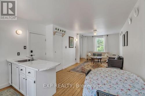 4 - 208 Clarence Street, Ottawa, ON - Indoor