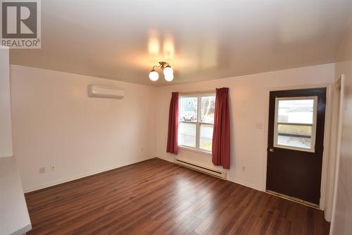 29-31 Cluneys Road, Conception Bay South, NL - Indoor Photo Showing Other Room