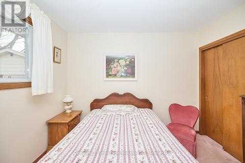 4634 Queensway Gardens, Niagara Falls (212 - Morrison), ON - Indoor Photo Showing Bedroom