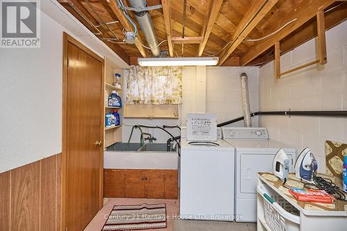 4634 Queensway Gardens, Niagara Falls (212 - Morrison), ON - Indoor Photo Showing Laundry Room