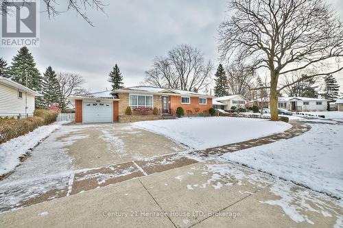 4634 Queensway Gardens, Niagara Falls (212 - Morrison), ON - Outdoor