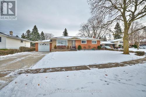 4634 Queensway Gardens, Niagara Falls (212 - Morrison), ON - Outdoor