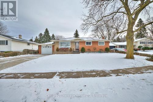 4634 Queensway Gardens, Niagara Falls (212 - Morrison), ON - Outdoor