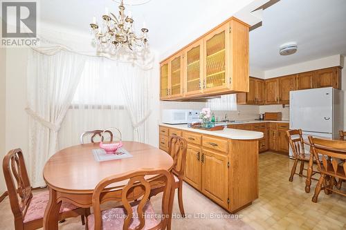 4634 Queensway Gardens, Niagara Falls (212 - Morrison), ON - Indoor Photo Showing Dining Room