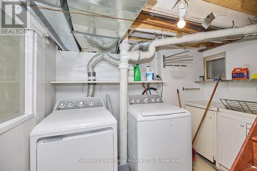 92 Carlton Street, St. Catharines (451 - Downtown), ON - Indoor Photo Showing Laundry Room