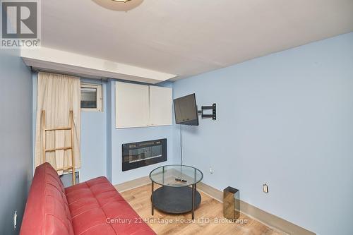 92 Carlton Street, St. Catharines (451 - Downtown), ON - Indoor With Fireplace