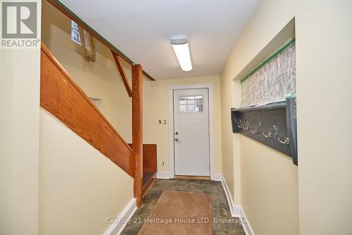 92 Carlton Street, St. Catharines (451 - Downtown), ON - Indoor Photo Showing Other Room