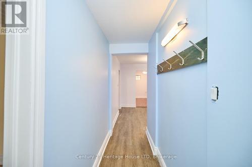 92 Carlton Street, St. Catharines (451 - Downtown), ON - Indoor Photo Showing Other Room