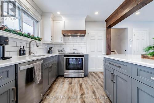 20 First Avenue, Port Colborne (877 - Main Street), ON - Indoor Photo Showing Kitchen With Upgraded Kitchen