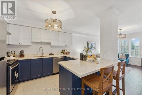 33 Summerside Avenue, Whitby, ON - Indoor Photo Showing Kitchen With Double Sink