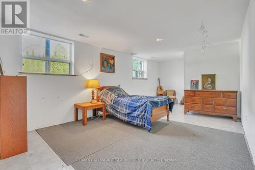 22A Pine Street, Tay, ON - Indoor Photo Showing Bedroom