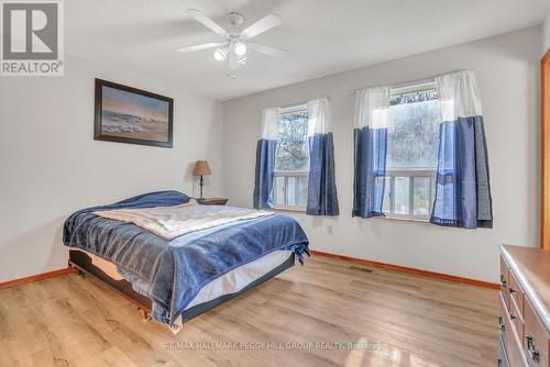 22A Pine Street, Tay, ON - Indoor Photo Showing Bedroom