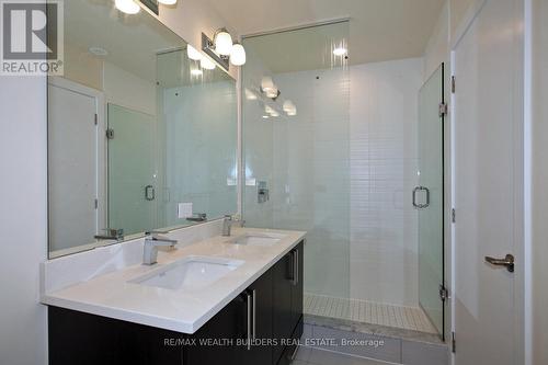 1 - 26 Ernest Avenue, Toronto, ON - Indoor Photo Showing Bathroom