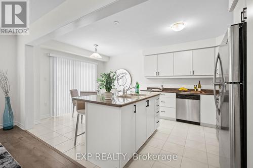 288 Beasley Terrace, Milton, ON - Indoor Photo Showing Kitchen With Stainless Steel Kitchen With Upgraded Kitchen