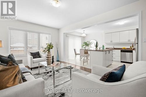 288 Beasley Terrace, Milton, ON - Indoor Photo Showing Living Room