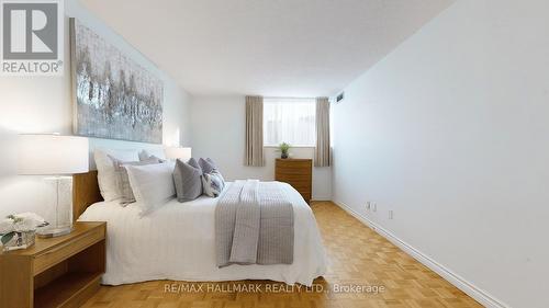 702 - 50 Baif Boulevard, Richmond Hill, ON - Indoor Photo Showing Bedroom