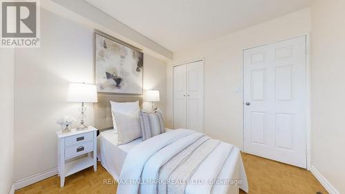 702 - 50 Baif Boulevard, Richmond Hill, ON - Indoor Photo Showing Bedroom