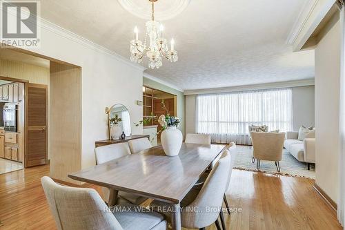 3510 Riverspray Crescent, Mississauga, ON - Indoor Photo Showing Dining Room