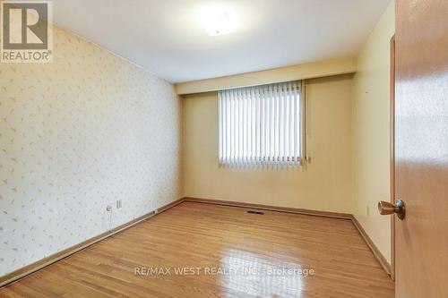 3510 Riverspray Crescent, Mississauga, ON - Indoor Photo Showing Other Room