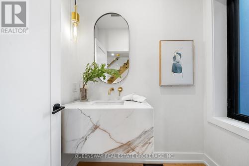 442 Brock Avenue, Toronto, ON - Indoor Photo Showing Bathroom