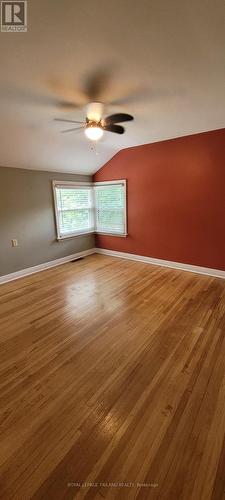 114 Oakside Street, London, ON - Indoor Photo Showing Other Room