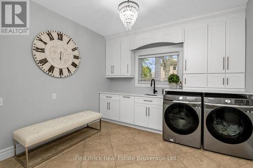 435 Country Club Drive, Windsor, ON - Indoor Photo Showing Laundry Room