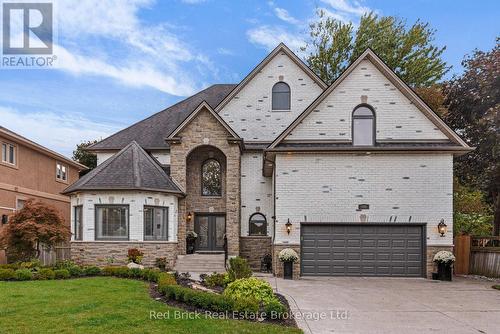 435 Country Club Drive, Windsor, ON - Outdoor With Facade