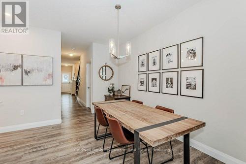 2 - 118 Simmonds Drive, Guelph (Waverley), ON - Indoor Photo Showing Dining Room