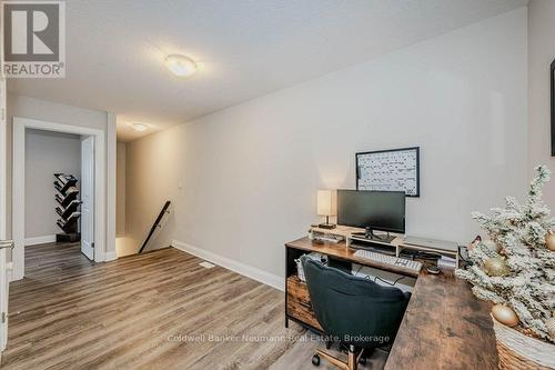 2 - 118 Simmonds Drive, Guelph (Waverley), ON - Indoor Photo Showing Office