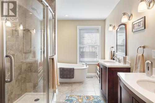 1289 Virginia, Windsor, ON - Indoor Photo Showing Bathroom